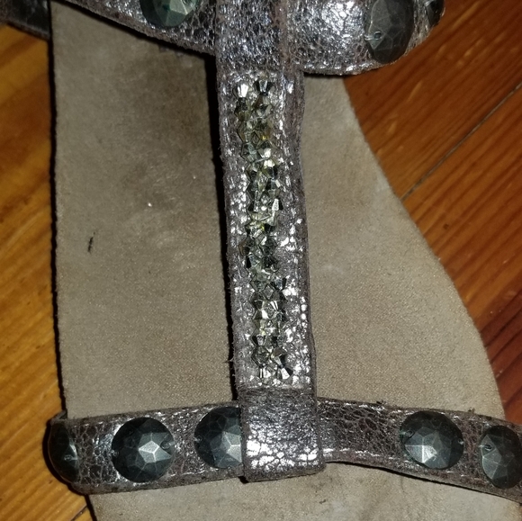 Womens Silver tone sandals - Picture 2 of 6